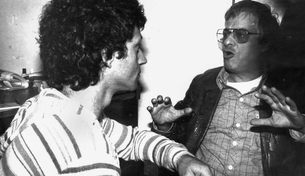 עם יוסי בנאי. ההשראה הגיעה כמעט מכל פינה ברחבי הגלובוס (ענת סרגוסטי) עם יוסי בנאי. ההשראה הגיעה כמעט מכל פינה ברחבי הגלובוס