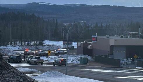 Canada school shooting leaves 10 dead