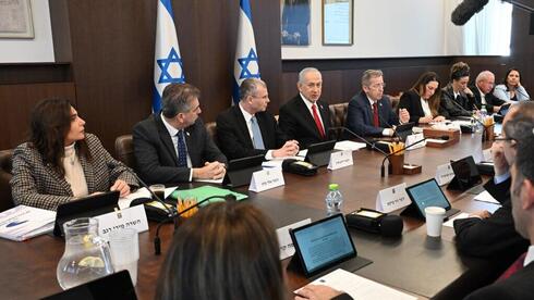 איפוק, ריסון – ובלי תמונות יח”צ על מדים: מגבלות הכוח – ואיך תתנהל ישראל עד...