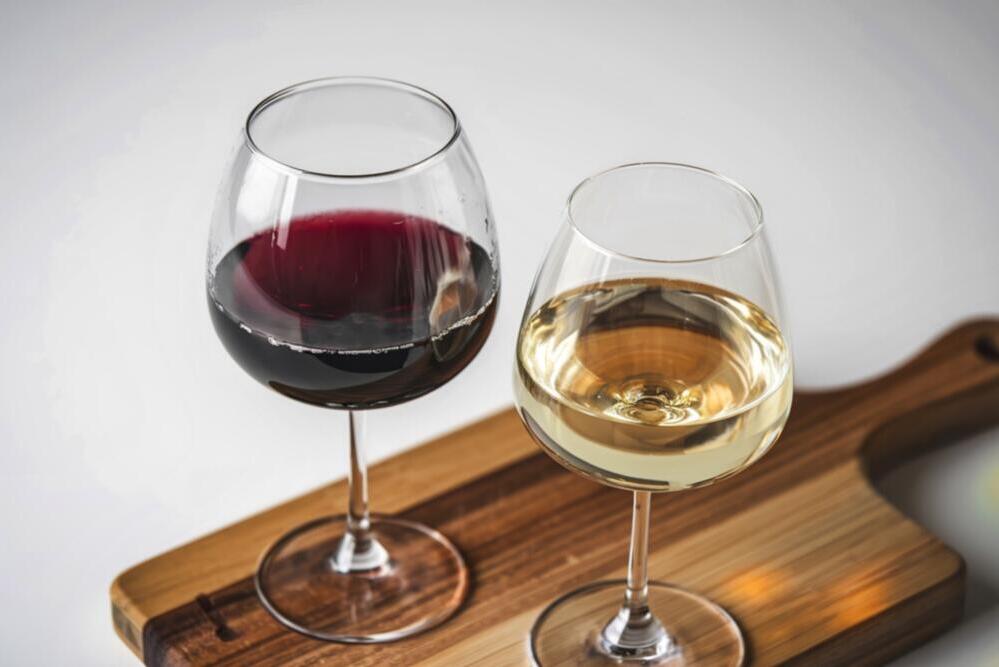 יין אדום, יין לבן