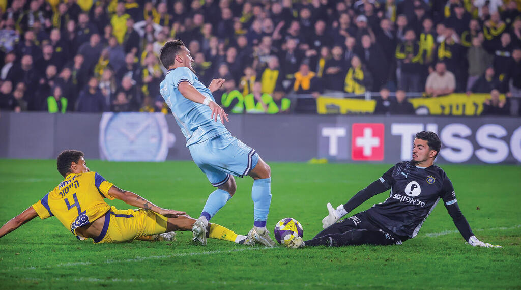 חודש ללא ניצחון. שועה נבלם על ידי הייטור