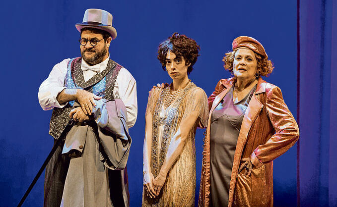 גורן (מימין), כץ והוכמן ב"הנערה מהדואר"