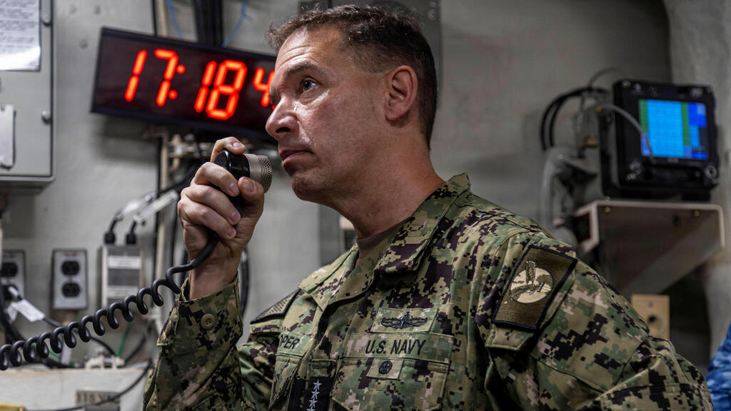 Navy Adm. Brad Cooper, head of U.S. Central Command (Photo: US Navy/Reuters) מפקד סנטקום בראד קופר