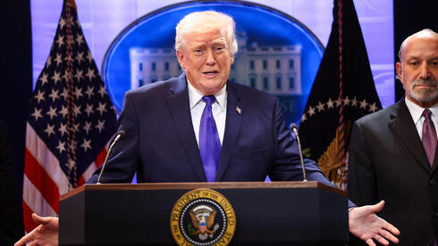 Trump weighs dramatic show of force in Iran as military leaders urge caution