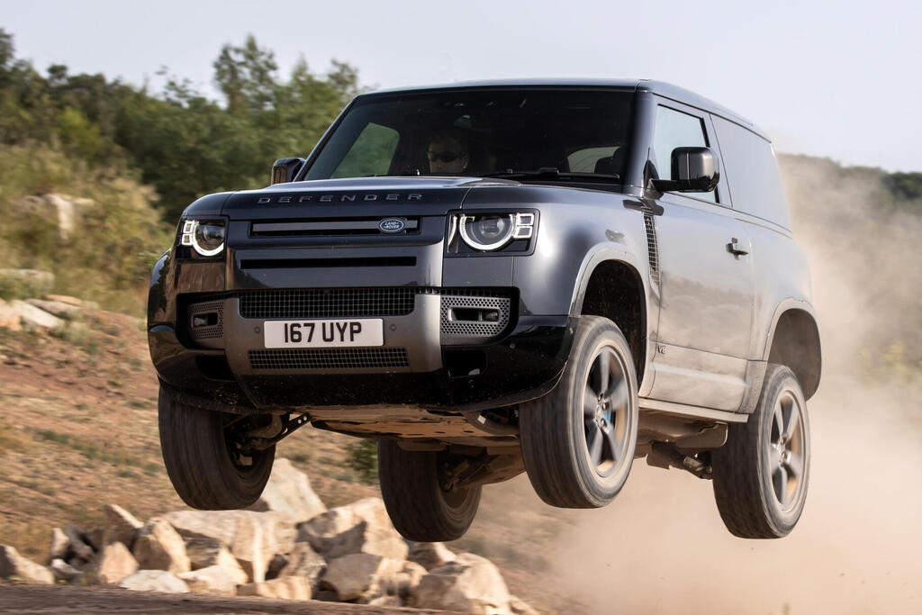 קצר ותכליתי: לנד רובר תשווק דיפנדר בסיסי קצר ותכליתי: לנד רובר תשווק דיפנדר בסיסי