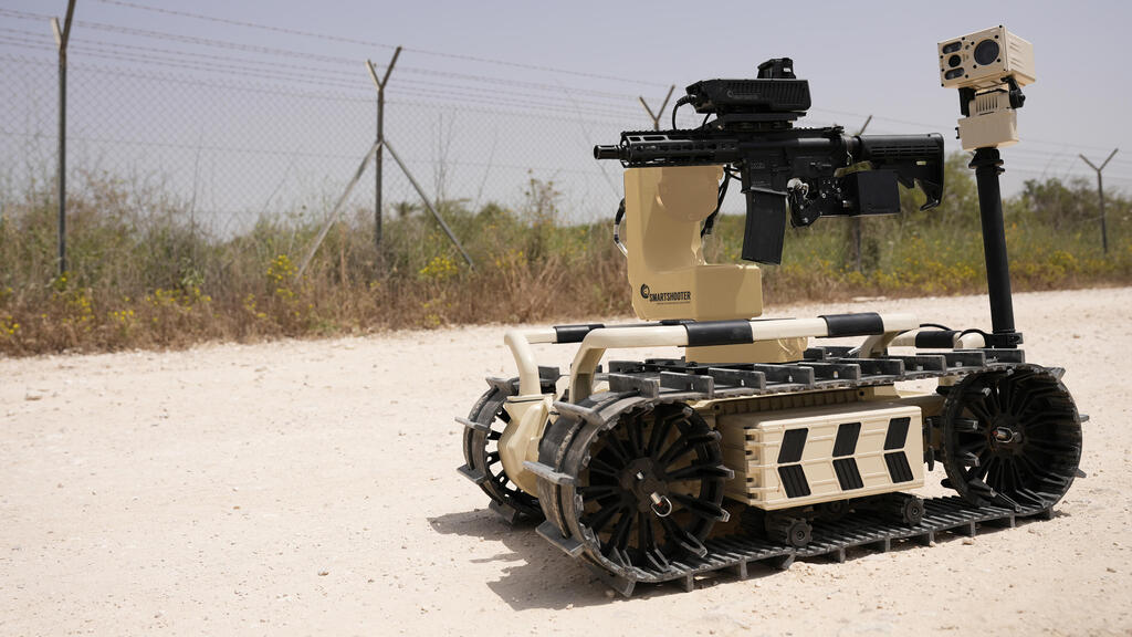 Smash Hopper mounted on a robotic platform made by a robotics company (Photo: Smart Shooter) סמאש הופר על גבי רובוט של חברת רובוטים