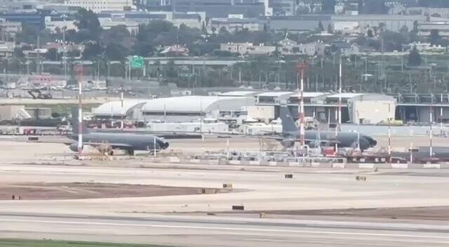 US refueling aircraft land at Ben Gurion Airport on Tuesday מטוסי תדלוק אמריקניים בנתב"ג