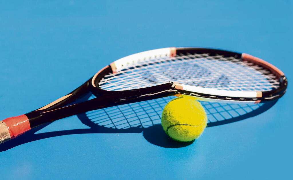 Andrew Angelov, Shutterstock