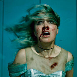 "בהצלחה, תהנו, אל תמותו". הכל משחק (צילום: באדיבות סרטי יונייטד קינג) "בהצלחה, תהנו, אל תמותו". הכל משחק