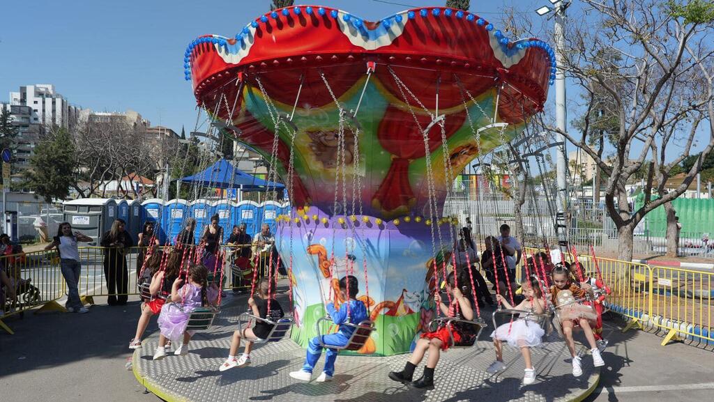 פורים ברחובות (צילום: אולפני רחובות) פורים ברחובות