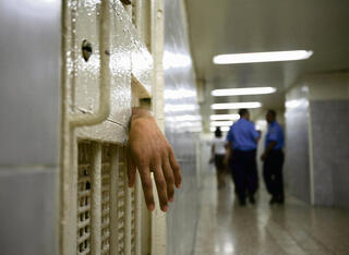 תא מעצר במגרש הרוסים. דימה ישב כמעט 3 חודשים לשווא