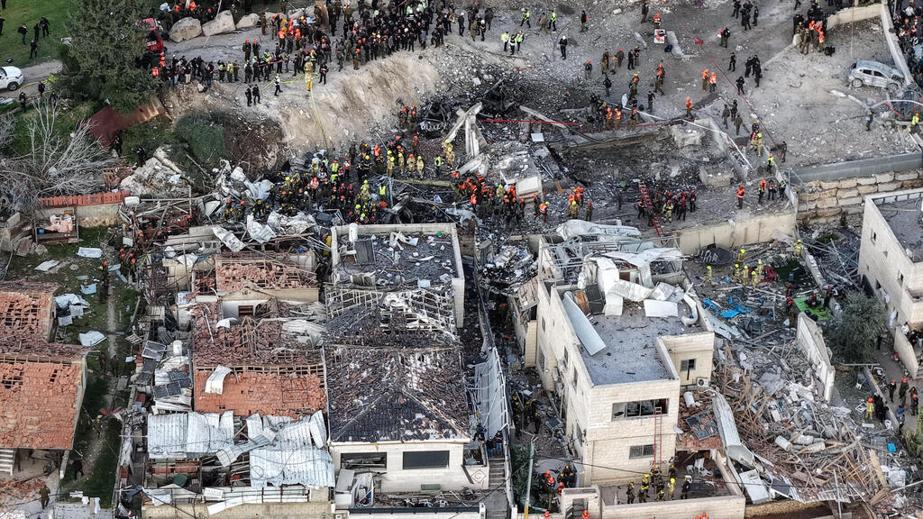 זירת הפגיעה בבית שמש