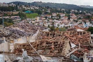 זירת הפגיעה בבית שמש