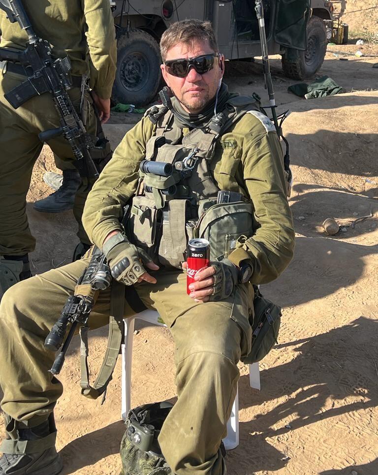 רומן ברונשטיין ז"ל, גל הד, יד לבנים (באדיבות המשפחה) רומן ברונשטיין ז"ל, גל הד, יד לבנים