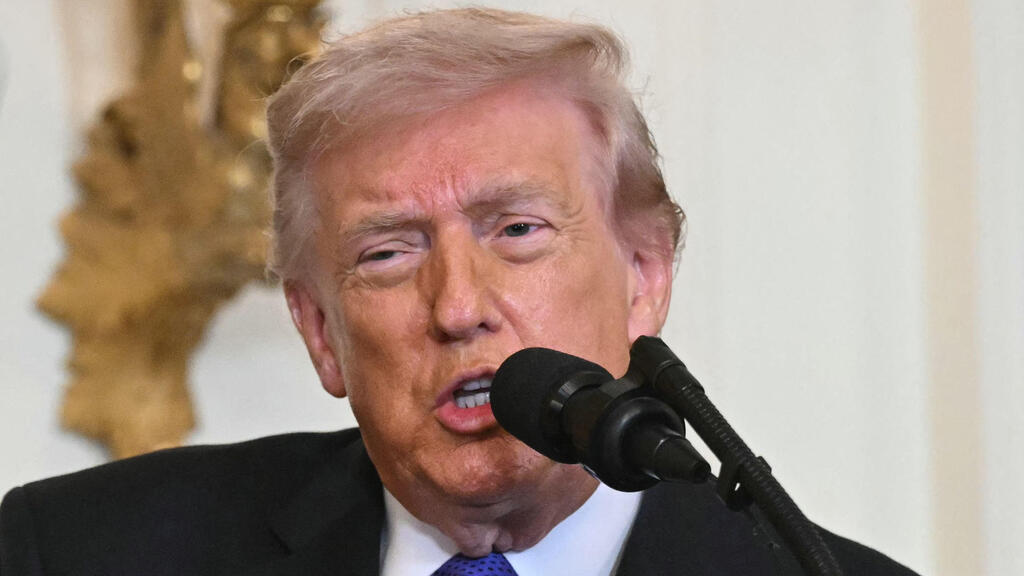 President Trump at the White House this evening. “Our country was under threat.” (Photo: SAUL LOEB / AFP) נשיא ארה"ב דונלד טראמפ הבית הלבן טקס ל וטרנים ידבר על איראן