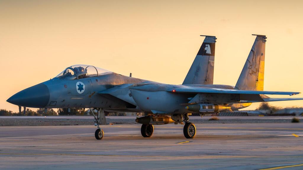 Fighter jets land after a wave of strikes in Tehran (Photo: IDF) נחיתת מטוסי חיל האוויר בסיום התקיפות בטהרן