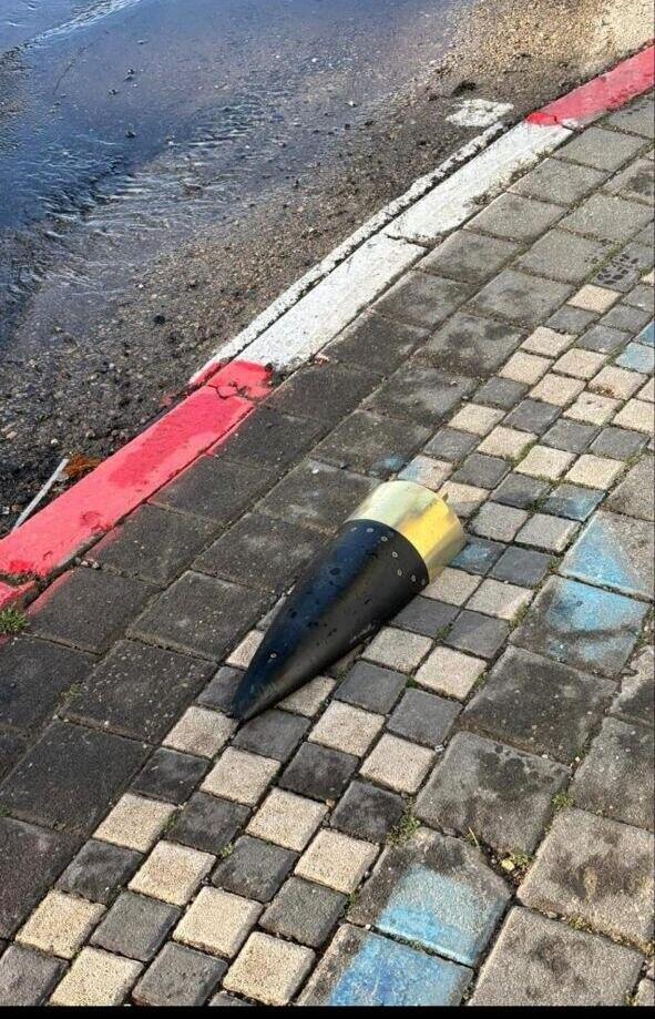 מיירט שנפל בפתח תקווה (צילום: שימוש לפי סעיף 27א בחוק זכויות יוצרים) מיירט שנפל בפתח תקווה