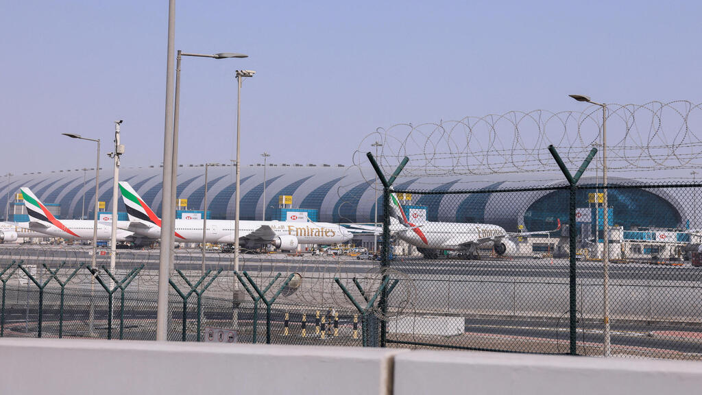 Emirates aircraft at Dubai International Airport (Photo: REUTERS/Raghed Waked) מטוסים של אמירייטס בנמל התעופה בדובאי