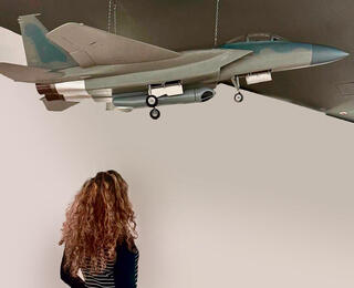 הילדים נולדו לתוך העבודה  של אמא". ק'