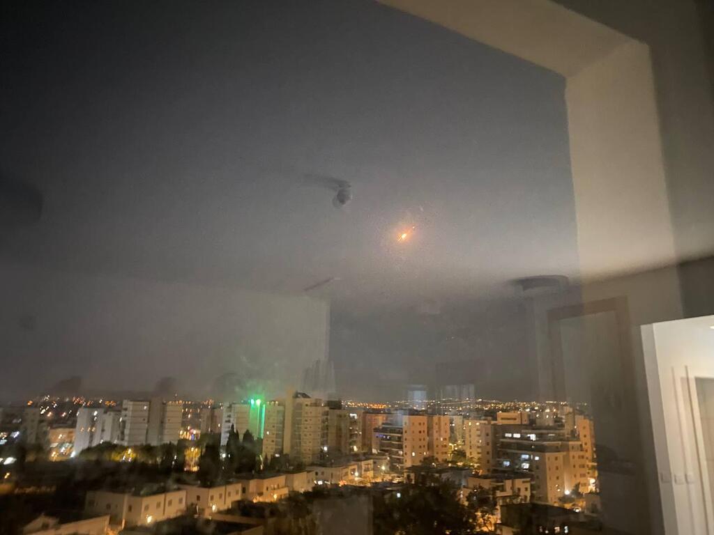 יירוט בשמי חדרה ( צילום: גלעד כרמלי) יירוט בשמי חדרה