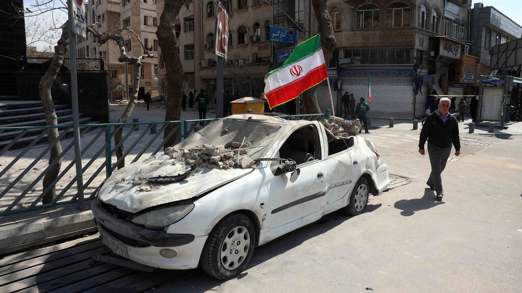The regime organizes pro-government demonstrations and disperses celebrations over Khamenei’s death (Photo: AFP) רחובות טהרן איראן
