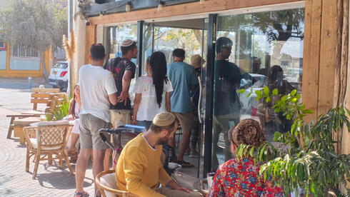 Israelis find refuge in sleepy desert town