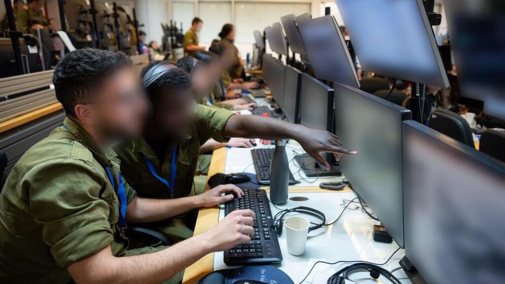 Targeting teams in Military Intelligence spent many months building the relevant list of targets (Photo: IDF Spokesperson's Unit) מנהלת המטרות המטכ"לית באמ"ן