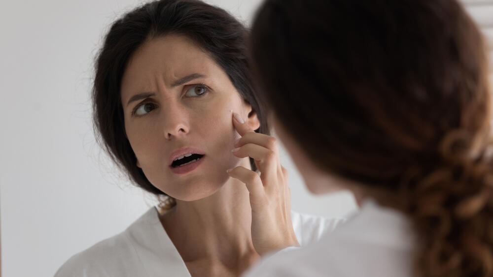 עור פנים סטרס 