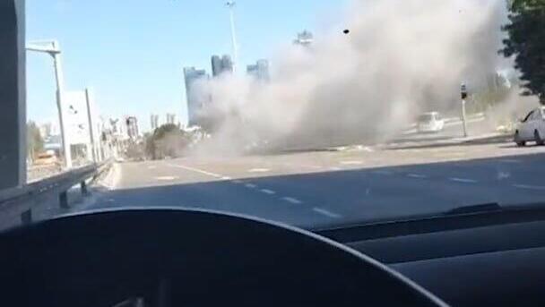 תיעוד מרגע הנפילה בפתח תקווה 