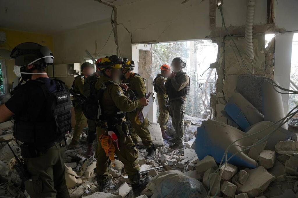 זירת הנפילה בתל אביב (צילום: דובר צה"ל) זירת הנפילה בתל אביב