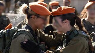משרתות צה״ל ממבצע ״שאגת הארי״ משרתות צה״ל ממבצע ״שאגת הארי״
