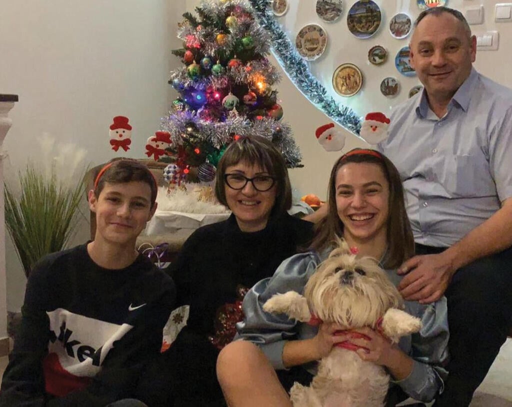 The Sachs family before the tragedy: 'Now it’s just me and my father' משפחת זקס לפני האסון. "נשארנו אני ואבא"