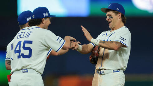 Israel wins first game at World Baseball Classic
