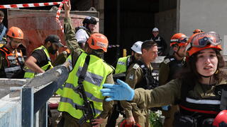 אתר הבנייה שנפגע מנפילת רסיס ביהוד