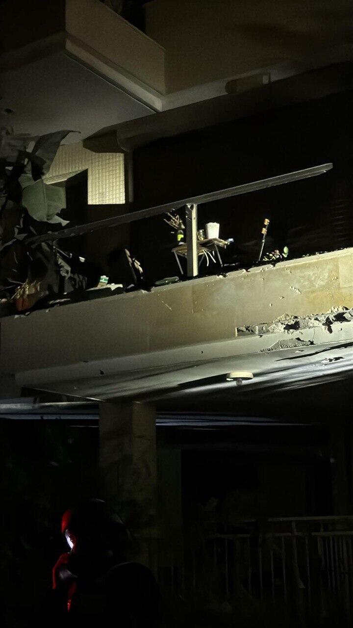 הזירה בראשון לציון (צילום: מאיר תורג'מן) זירת הנפילה בראשון לציון