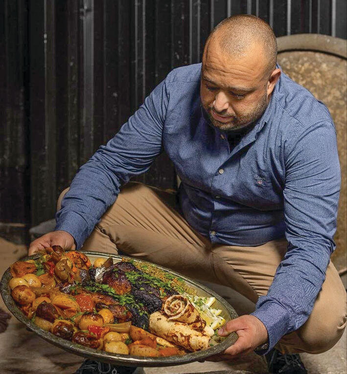 אבו אדם, הבעלים של השווארמה