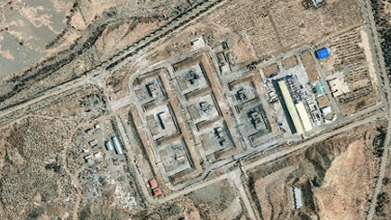 הנזק במתחם פרצ'ין באיראן (צילום: Imagery © 2026 Vantor) הנזק במתחם פרצ'ין באיראן