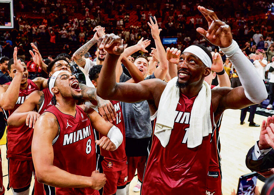 אין דבר כזה "כדורסל אתי" כשמגיעים למספרים כאלה. שחקני מיאמי עושים כבוד לאדבאיו