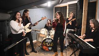  MED band 