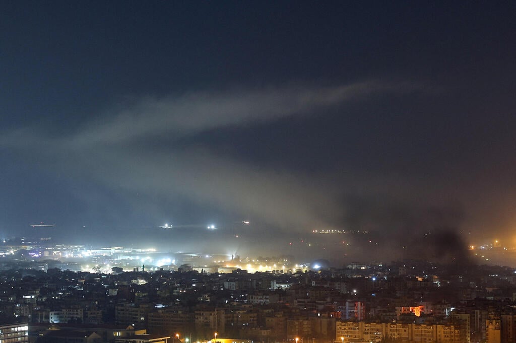 צילום: REUTERS/Amr Abdallah Dalsh תקיפות בביירות