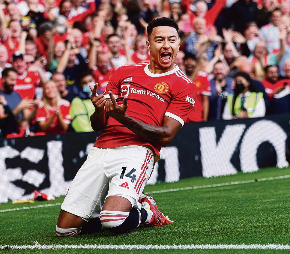 לינגארד במדי מנצ'סטר יונייטד. זכייה אחת בגביע האנגלי