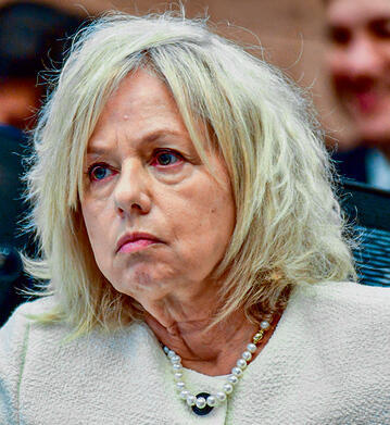 תאבד סמכויות? היועמ"שית