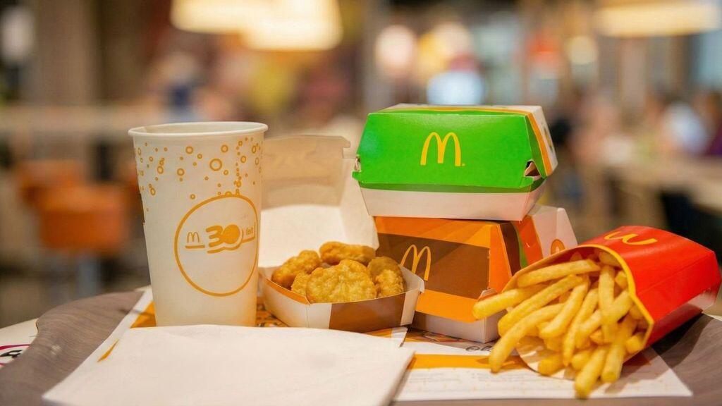 ארוחת מקדונלדס (קרדיט התמונה: Canva) ארוחת מקדונלדס