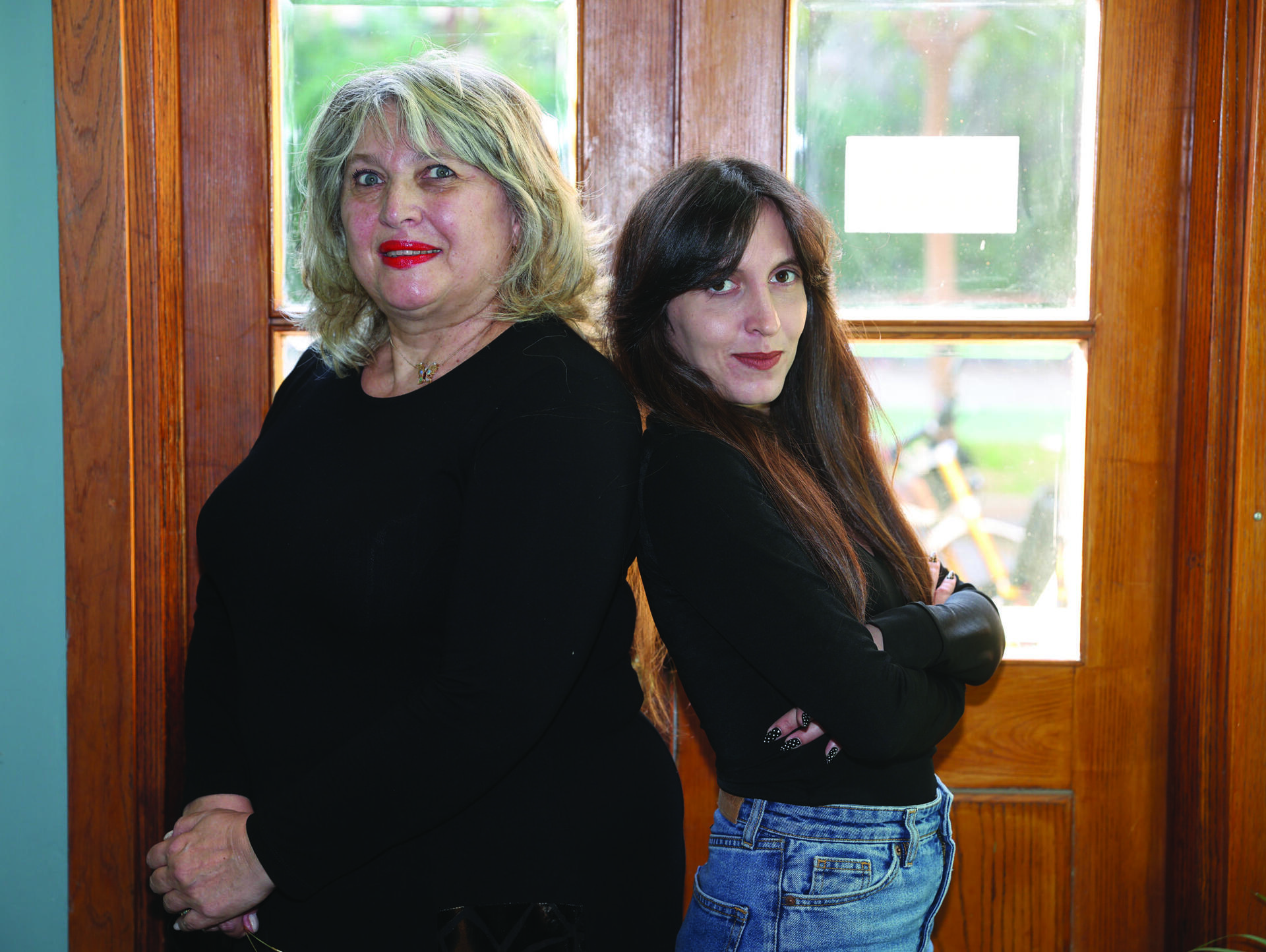 ליאל ואמיליה קריסרמן. "הסרטונים הצילו אותנו" (צילום: יריב כץ) ליאל קריסרמן