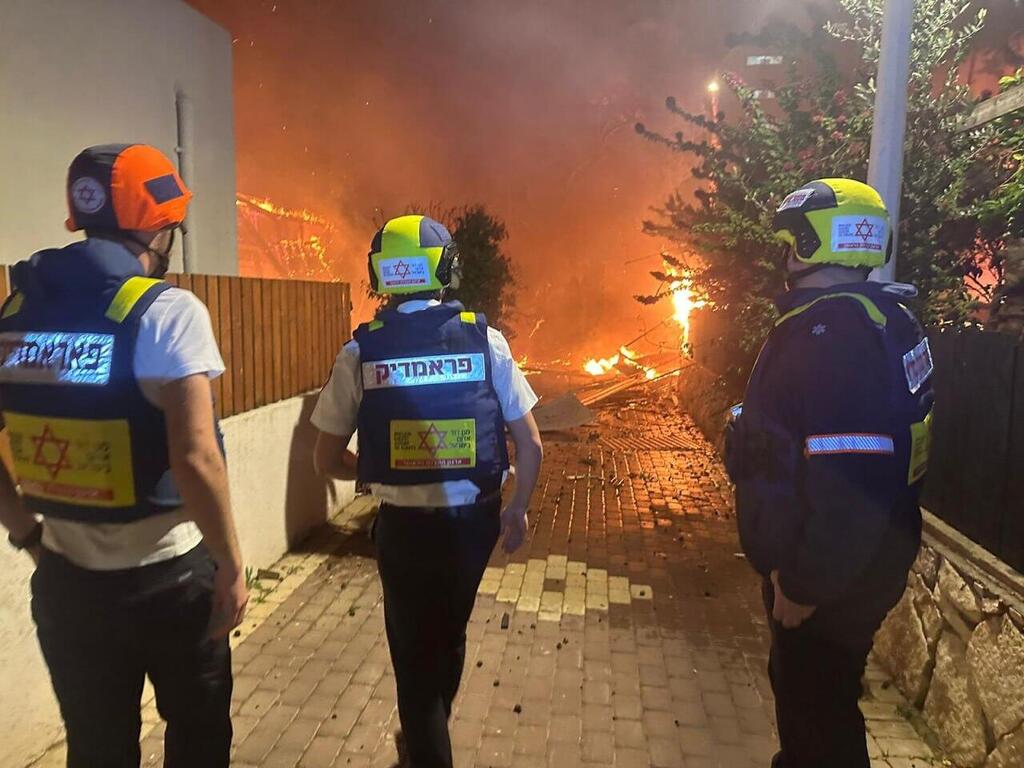 הזירה בנהריה (צילום: תיעוד מבצעי מד"א) זירת הנפילה באיזור נהריה