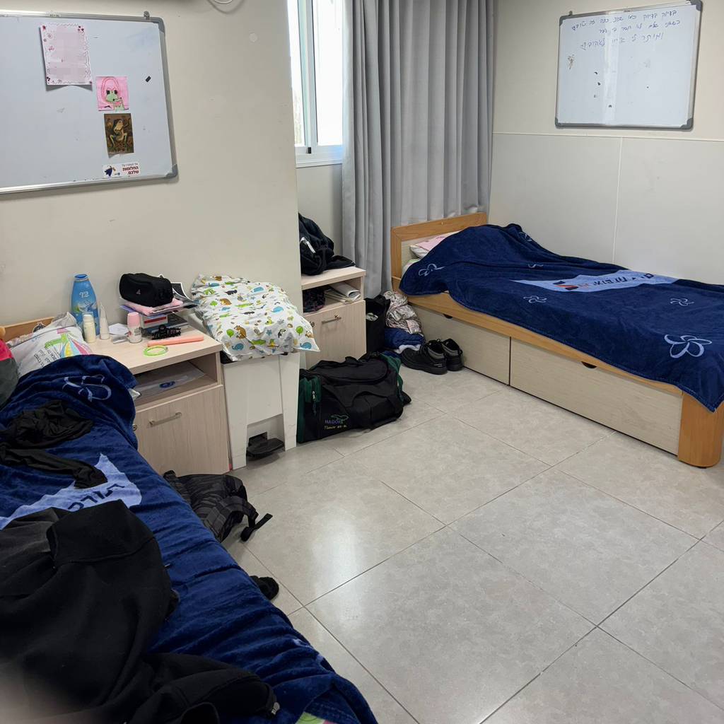 "זו מלחמה בתוך מלחמה". המחלקה הפסיכיאטרית לנוער במרכז הרפואי זיו (צילום: דוברות זיו) המחלקה הפסיכיאטרית לנוער במרכז הרפואי זיו