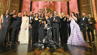 ליאונרדו דיקפריו עם חבריו ל"קרב רודף קרב"