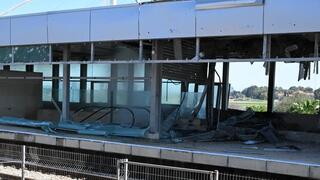 פגיעה ישירה בתחנת רכבת בחולון