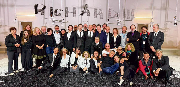 כוכבי תיאטרון "גשר" בצרפת