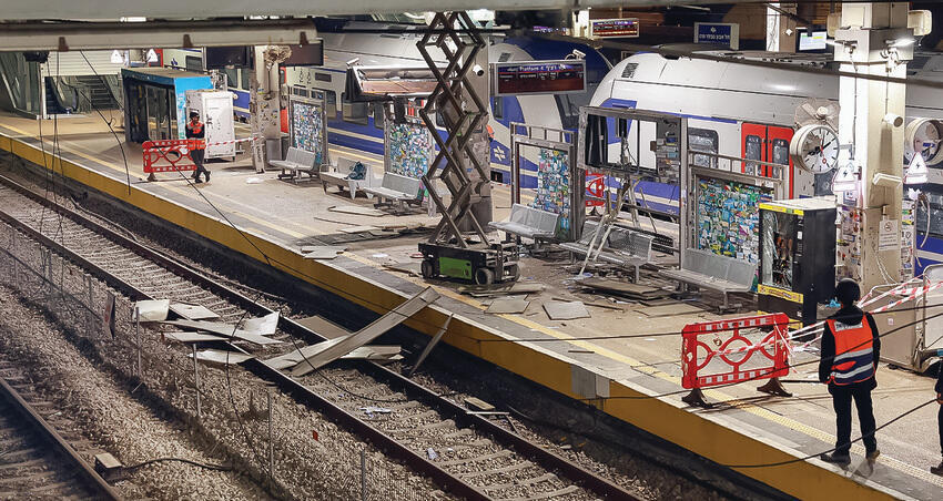 הרס בתחנת רכבת סבידור